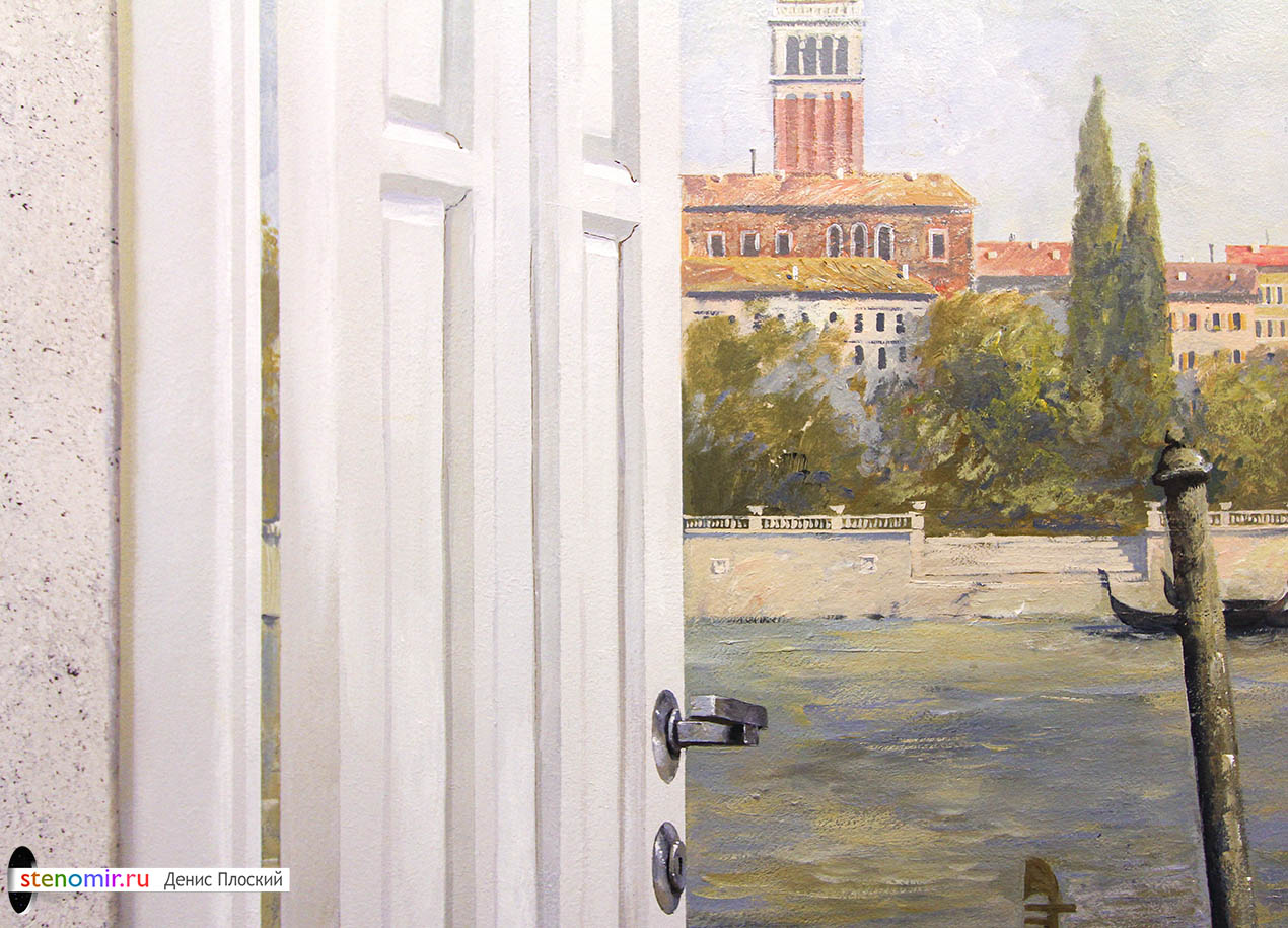 Вид на пейзаж Венеции открытой двери - роспись на стене коридора