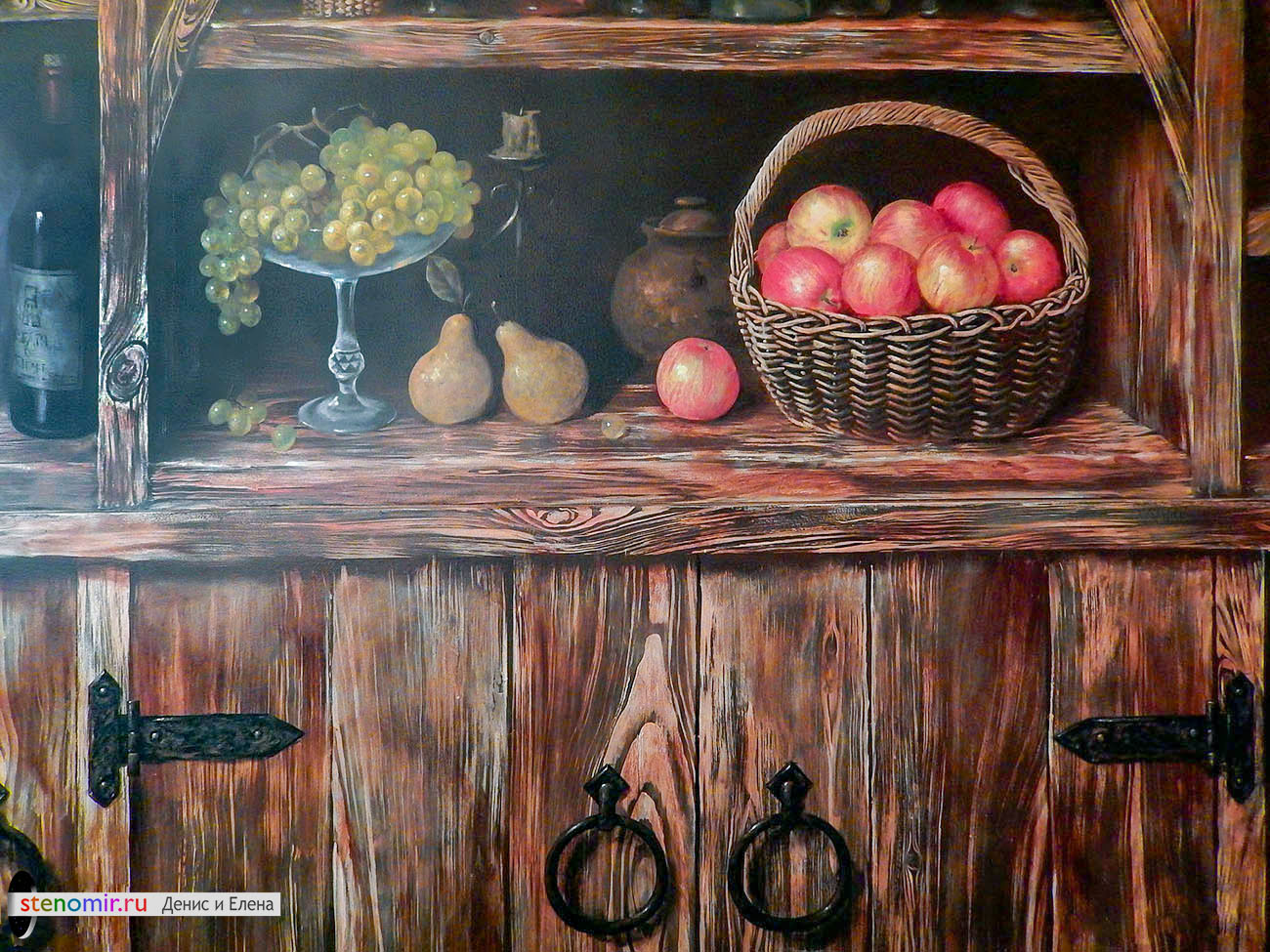 роспись стен кухни - корзина с яблоками, груши и виноград