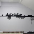 корабли нарисованные на стене