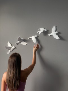 Декор из 5 птиц на стену белого цвета